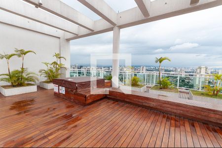 Studio para alugar com 33m², 1 quarto e 1 vaga Studio para alugar com 33m², 1 quarto e 1 vagaÁrea comum - Jacuzzi Roof top