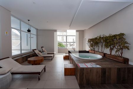 Studio para alugar com 33m², 1 quarto e 1 vaga Studio para alugar com 33m², 1 quarto e 1 vagaÁrea Comum - Sauna