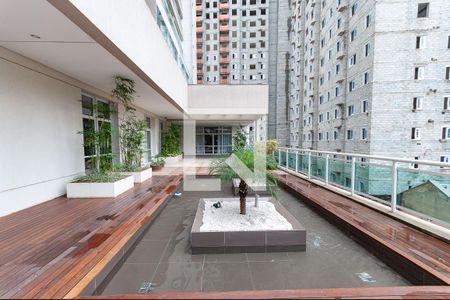 Studio para alugar com 33m², 1 quarto e 1 vaga Studio para alugar com 33m², 1 quarto e 1 vagaÁrea Comum - Pateo