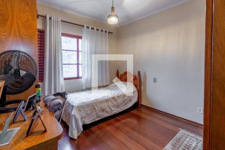 Casa à venda com 3 quartos, 160m² em Vila Bonilha, São Paulo