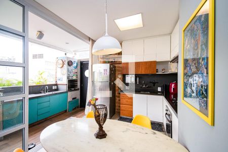 Apartamento à venda com 219m², 3 quartos e 1 vaga