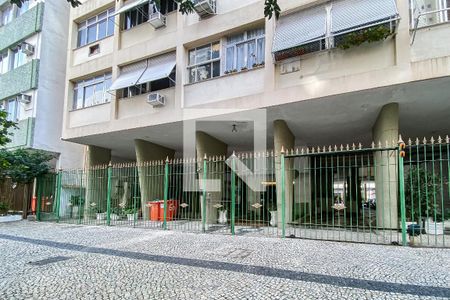 Apartamento à venda com 219m², 3 quartos e 1 vaga