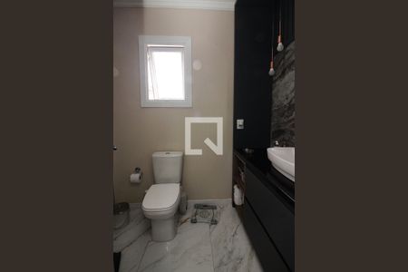 Casa de condomínio à venda com 180m², 3 quartos e 2 vagasBanheiro da Suíte 1