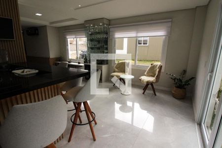 Casa de condomínio à venda com 180m², 3 quartos e 2 vagasVaranda Sala