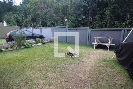 Casa de condomínio à venda com 180m², 3 quartos e 2 vagasQuintal