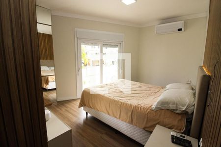 Casa de condomínio à venda com 180m², 3 quartos e 2 vagasSuíte 1