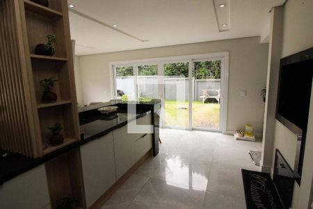 Casa de condomínio à venda com 180m², 3 quartos e 2 vagasVaranda Sala