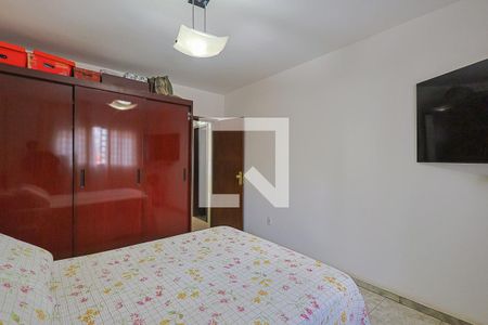 Casa à venda com 160m², 2 quartos e 4 vagas Casa à venda com 160m², 2 quartos e 4 vagasQuarto 2