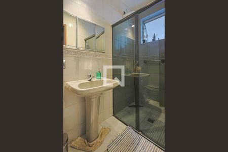 Casa à venda com 160m², 2 quartos e 4 vagas Casa à venda com 160m², 2 quartos e 4 vagasBanheiro