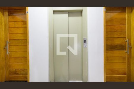 Apartamento à venda com 82m², 2 quartos e 1 vaga