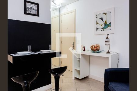 Apartamento à venda com 32m², 1 quarto e 1 vaga