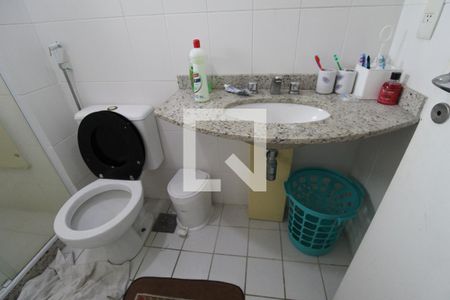 Apartamento à venda com 147m², 4 quartos e 3 vagasBanheiro da suíte 2