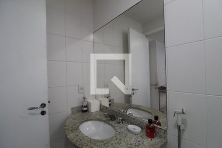 Apartamento à venda com 147m², 4 quartos e 3 vagasBanheiro da suíte 1