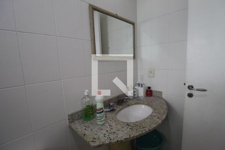 Apartamento à venda com 147m², 4 quartos e 3 vagasBanheiro da suíte 2