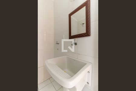 Banheiro de kitnet/studio à venda com 1 quarto, 32m² em República, São Paulo