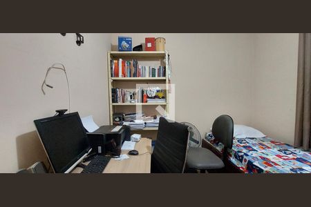 Casa à venda com 201m², 3 quartos e 2 vagas Casa à venda com 201m², 3 quartos e 2 vagasQuarto 2