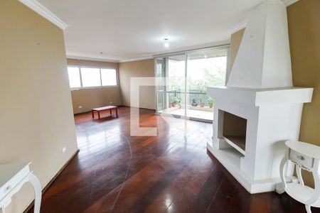 Sala 1 de apartamento para alugar com 4 quartos, 198m² em Vila Suzana, São Paulo