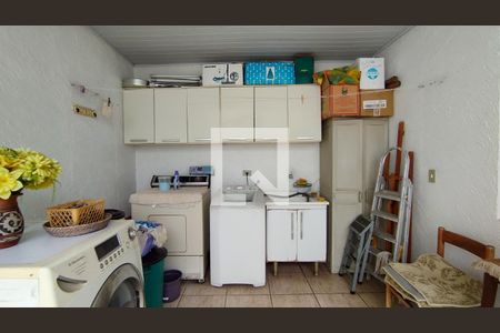 Casa à venda com 111m², 2 quartos e 2 vagas Casa à venda com 111m², 2 quartos e 2 vagasQuintal