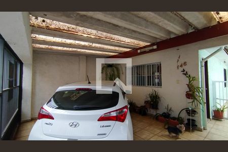 Casa à venda com 111m², 2 quartos e 2 vagas Casa à venda com 111m², 2 quartos e 2 vagasGaragem