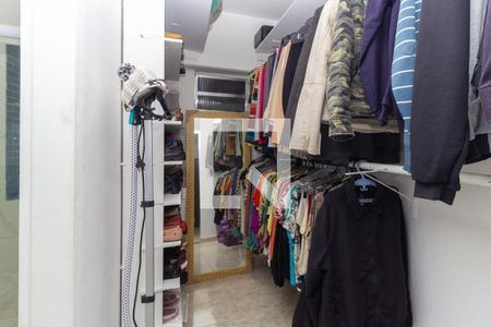 Suíte de casa à venda com 2 quartos, 350m² em Jardim da Glória, São Paulo