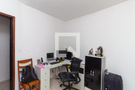 Casa à venda com 350m², 2 quartos e 1 vagaQuarto