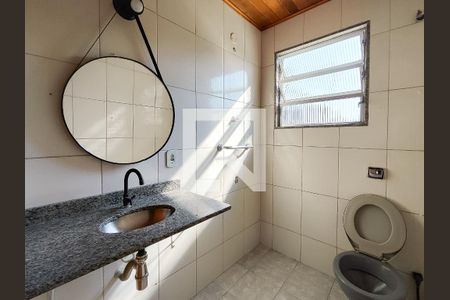 Casa à venda com 150m², 4 quartos e 2 vagasLavabo