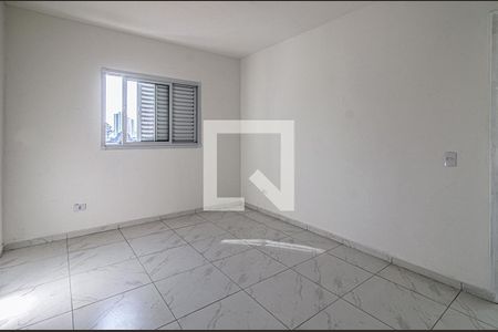 quarto de casa para alugar com 1 quarto, 40m² em Parque Bristol, São Paulo