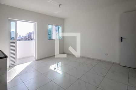 sala e cozinha compartilhadas de casa para alugar com 1 quarto, 40m² em Parque Bristol, São Paulo