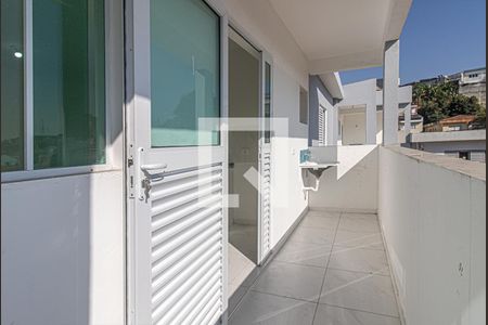 sacada e área de serviço compartilhadas de casa para alugar com 1 quarto, 40m² em Parque Bristol, São Paulo