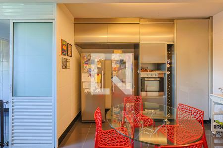 Apartamento à venda com 201m², 4 quartos e 3 vagasCozinha