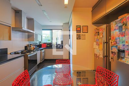 Apartamento à venda com 201m², 4 quartos e 3 vagasCozinha