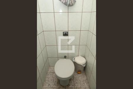 Casa à venda com 440m², 4 quartos e 4 vagasBanheiro