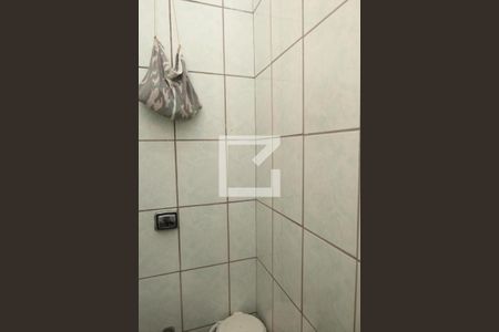 Casa à venda com 440m², 4 quartos e 4 vagasBanheiro