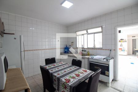 Casa para alugar com 135m², 3 quartos e 2 vagasCozinha