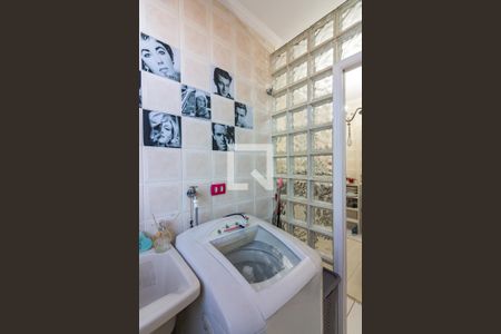 Apartamento à venda com 65m², 2 quartos e 1 vagaÁrea de Serviço 