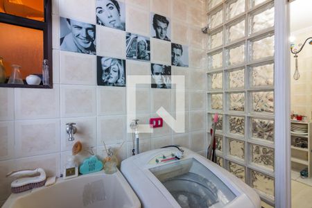 Apartamento à venda com 65m², 2 quartos e 1 vagaÁrea de Serviço 