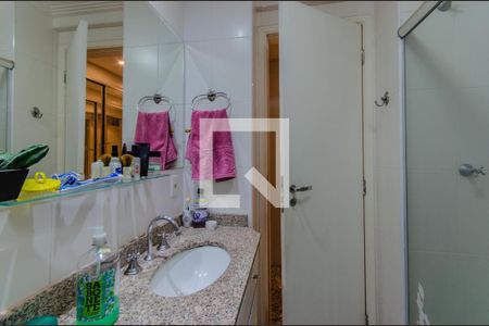 Apartamento à venda com 133m², 3 quartos e 2 vagasBanheiro da Suíte 1