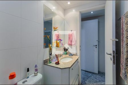 Apartamento à venda com 133m², 3 quartos e 2 vagasBanheiro da Suíte 2