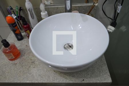 Apartamento à venda com 75m², 3 quartos e sem vagaBanheiro da Suíte