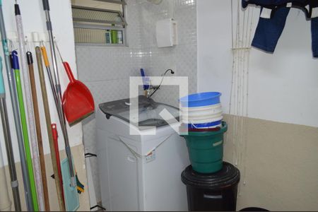 Apartamento à venda com 75m², 3 quartos e sem vagaÁrea de Serviço