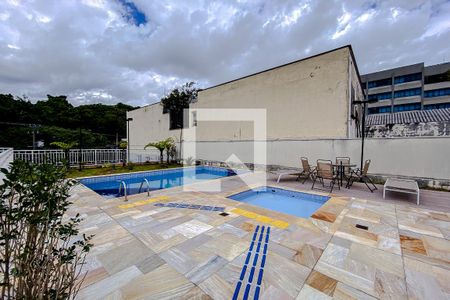 Apartamento à venda com 55m², 2 quartos e 1 vagaÁrea comum - Piscina
