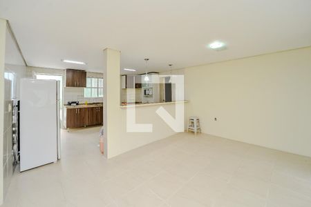 Sala 1 de casa para alugar com 4 quartos, 234m² em Vila Jardim, Porto Alegre