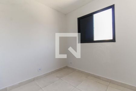 Quarto 2 de apartamento para alugar com 2 quartos, 40m² em Cidade Antônio Estêvão de Carvalho, São Paulo