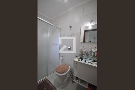 Casa à venda com 75m², 2 quartos e 2 vagasBanheiro da Suíte 1