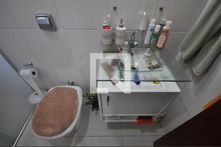 Casa à venda com 75m², 2 quartos e 2 vagasBanheiro da Suíte 1