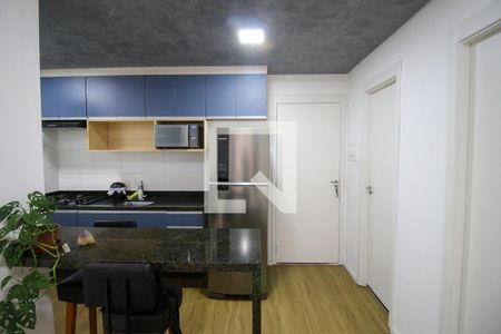 Sala de apartamento para alugar com 2 quartos, 34m² em Guaianazes, São Paulo