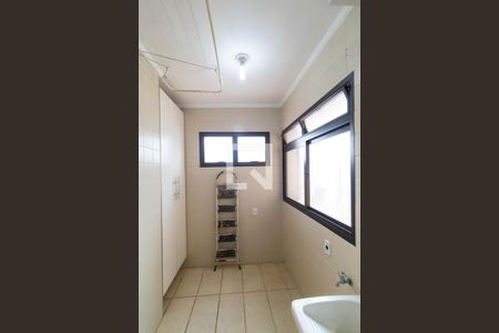 Apartamento à venda com 80m², 3 quartos e 1 vagaÁrea de Serviço