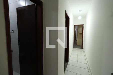 Casa à venda com 120m², 2 quartos e 2 vagasCorredor
