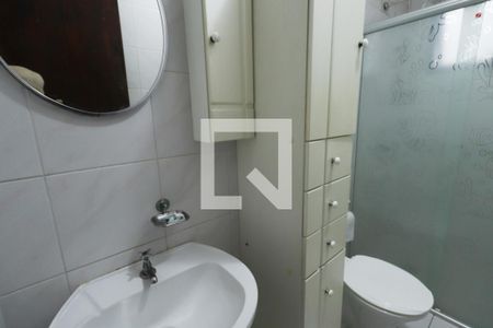 Casa à venda com 120m², 2 quartos e 2 vagasBanheiro Corredor