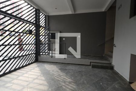 Casa à venda com 120m², 2 quartos e 2 vagasGaragem